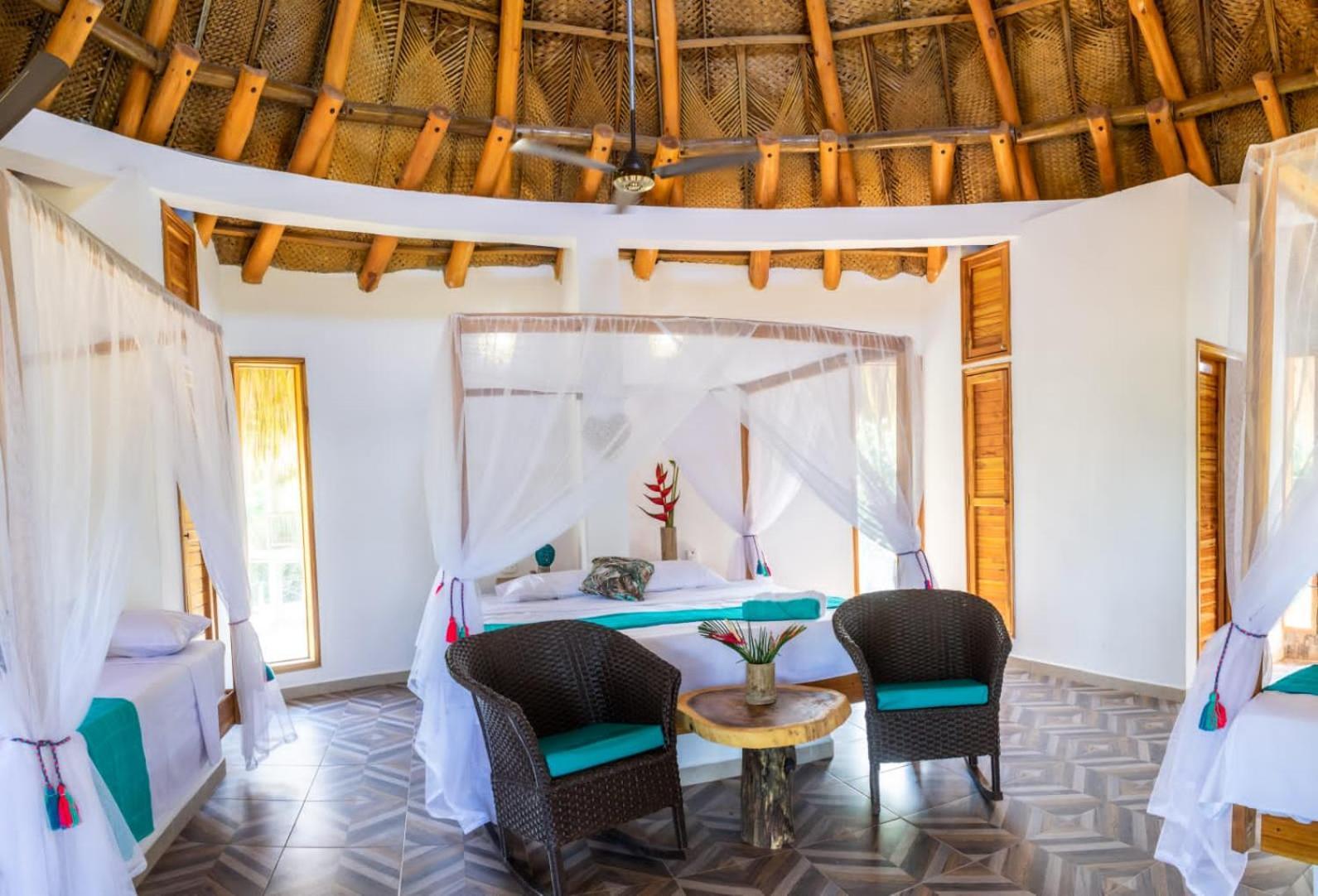 Uuttaaka Eco-Hotel Palomino Exterior photo