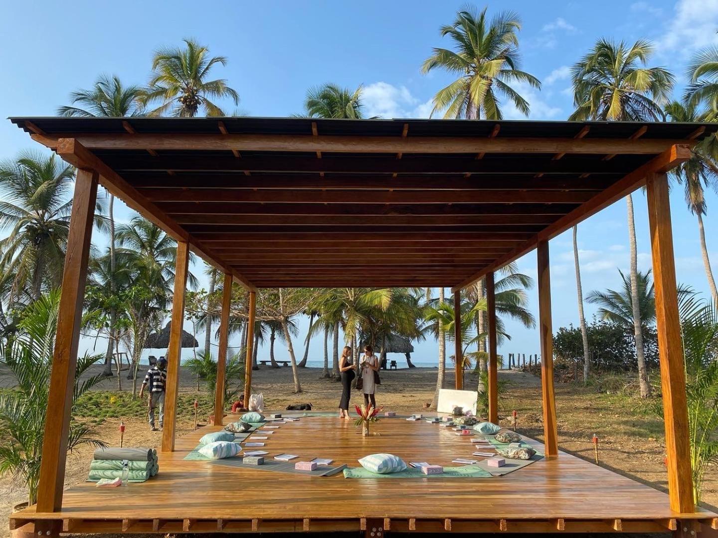 Uuttaaka Eco-Hotel Palomino Exterior photo