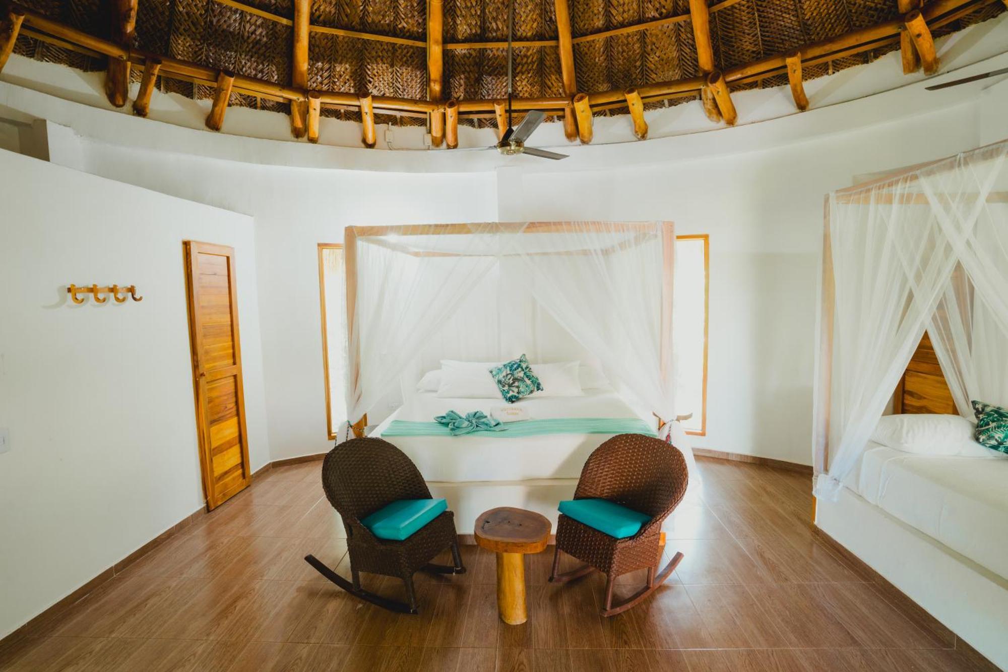 Uuttaaka Eco-Hotel Palomino Exterior photo